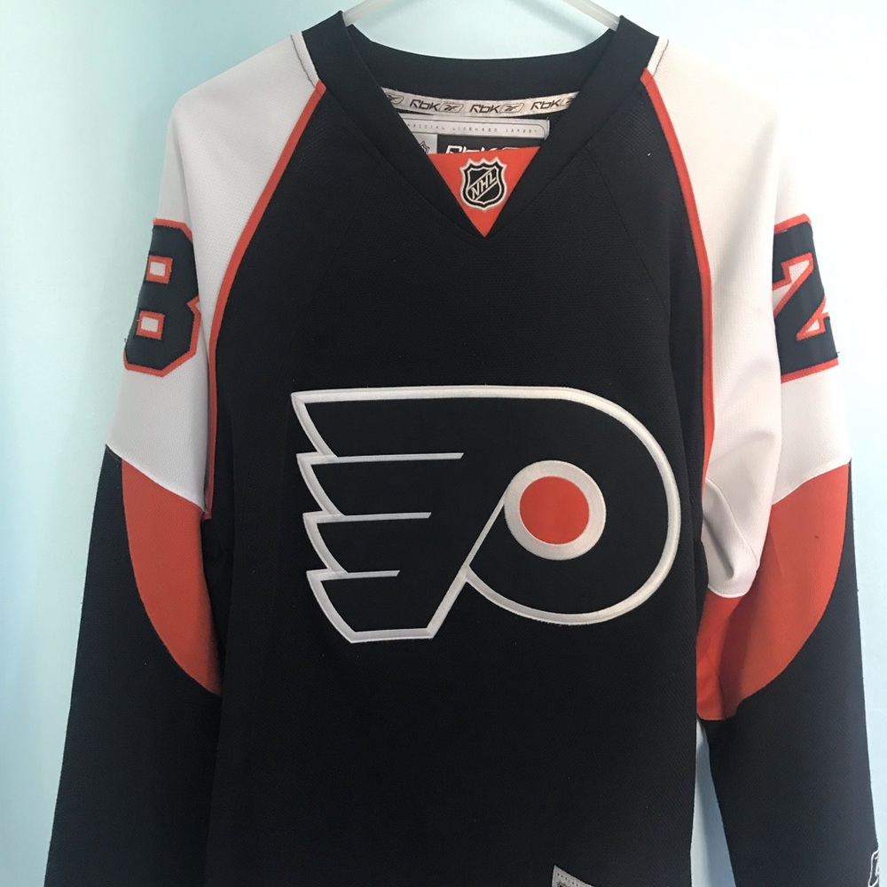 SIGNED Claude Giroux Flyers Small Jersey